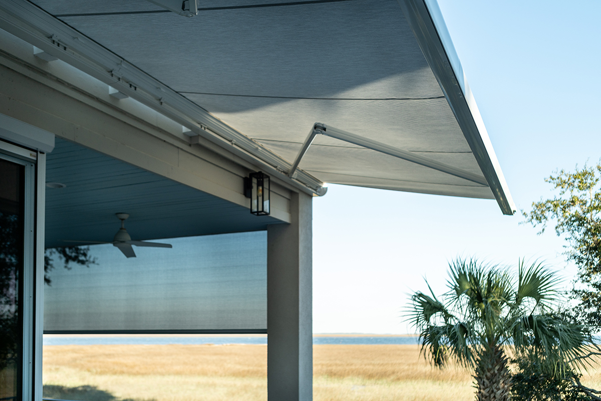 savannah ga retractable awning